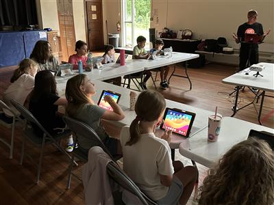 lots of kids on ipads